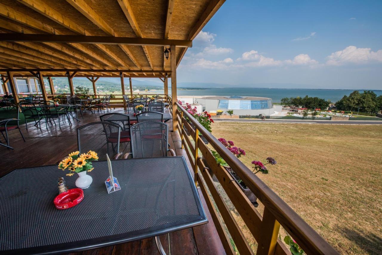 Hotel Merkur Kaluža Extérieur photo